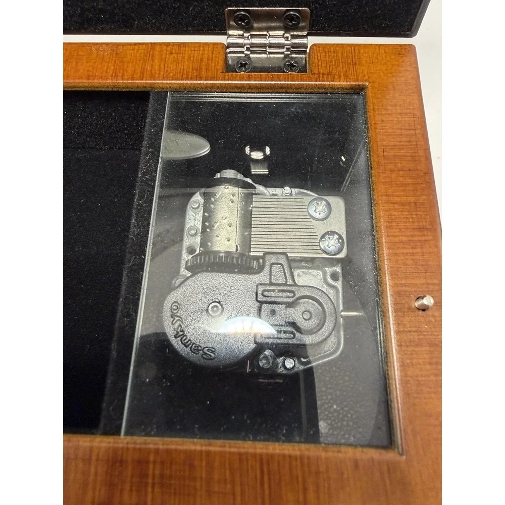 Wooden Music Jewelry Box‎ Glass Lid Sankyo Movement